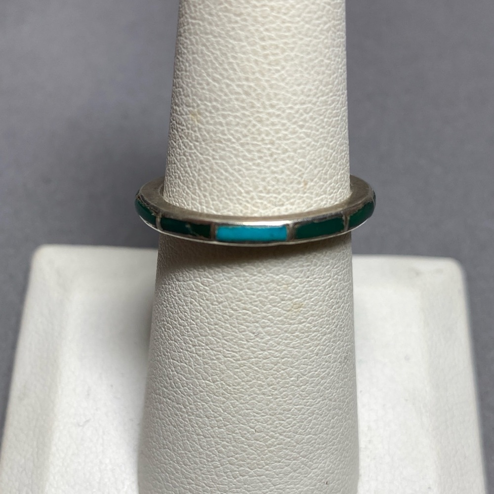 Vintage sterling silver turquoise green jasper inlay thin band ring
